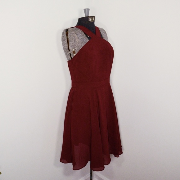 Lulu's Wine Halter Skater Dress Size Medium Good - Picture 1 of 6